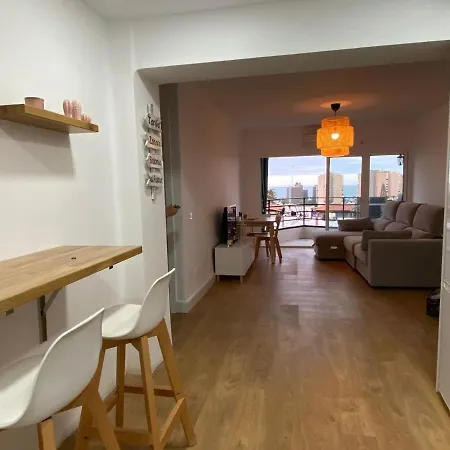 홈스테이 Ven Al Mar - Privada En Apartamento Compartido - Private In Shared *