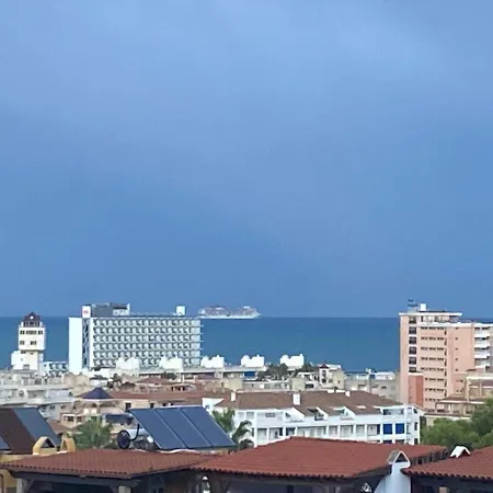 홈스테이 Ven Al Mar - Privada En Apartamento Compartido - Private In Shared *