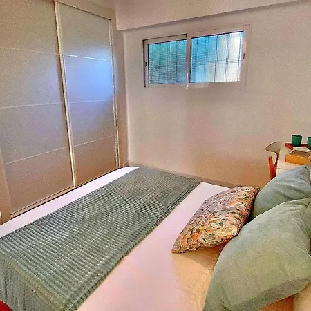 Ven Al Mar - Privada En Apartamento Compartido - Private In Shared